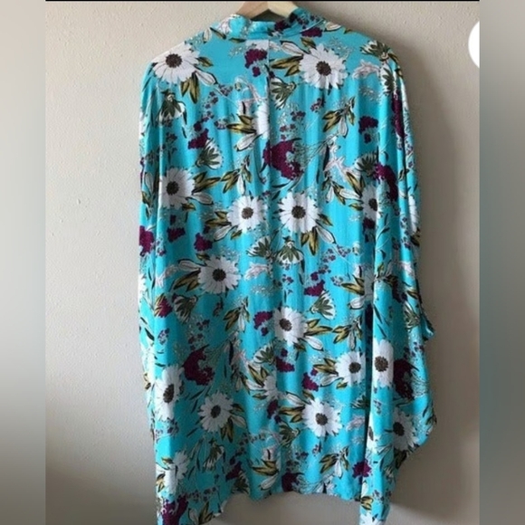 Victoria's Secret Blue and White Cardigan Sweater - Picture 2 of 4